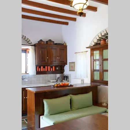 Traditional Stonehouse For 4 Ppl In Paros Feriehus *