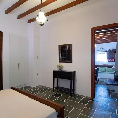 Traditional Stonehouse For 4 Ppl In Paros Feriehus Páros
