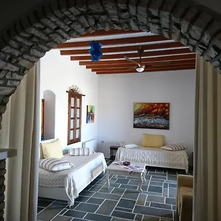 Feriehus Traditional Stonehouse For 4 Ppl In Paros Páros