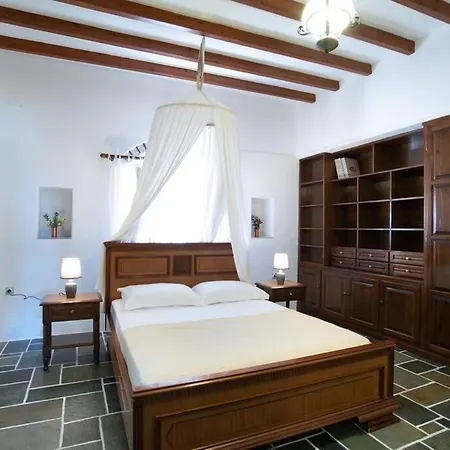 Traditional Stonehouse For 4 Ppl In Paros *