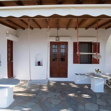 Дом отдыха Traditional Stonehouse For 4 Ppl In Paros